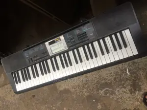 Casio LK-170 Key Lighting Keyboard 61 Piano Style Keys