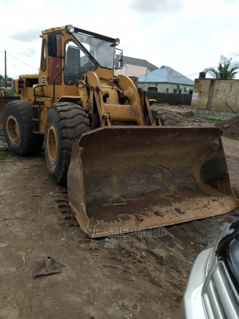 Payloader Machine for Hire/Rent