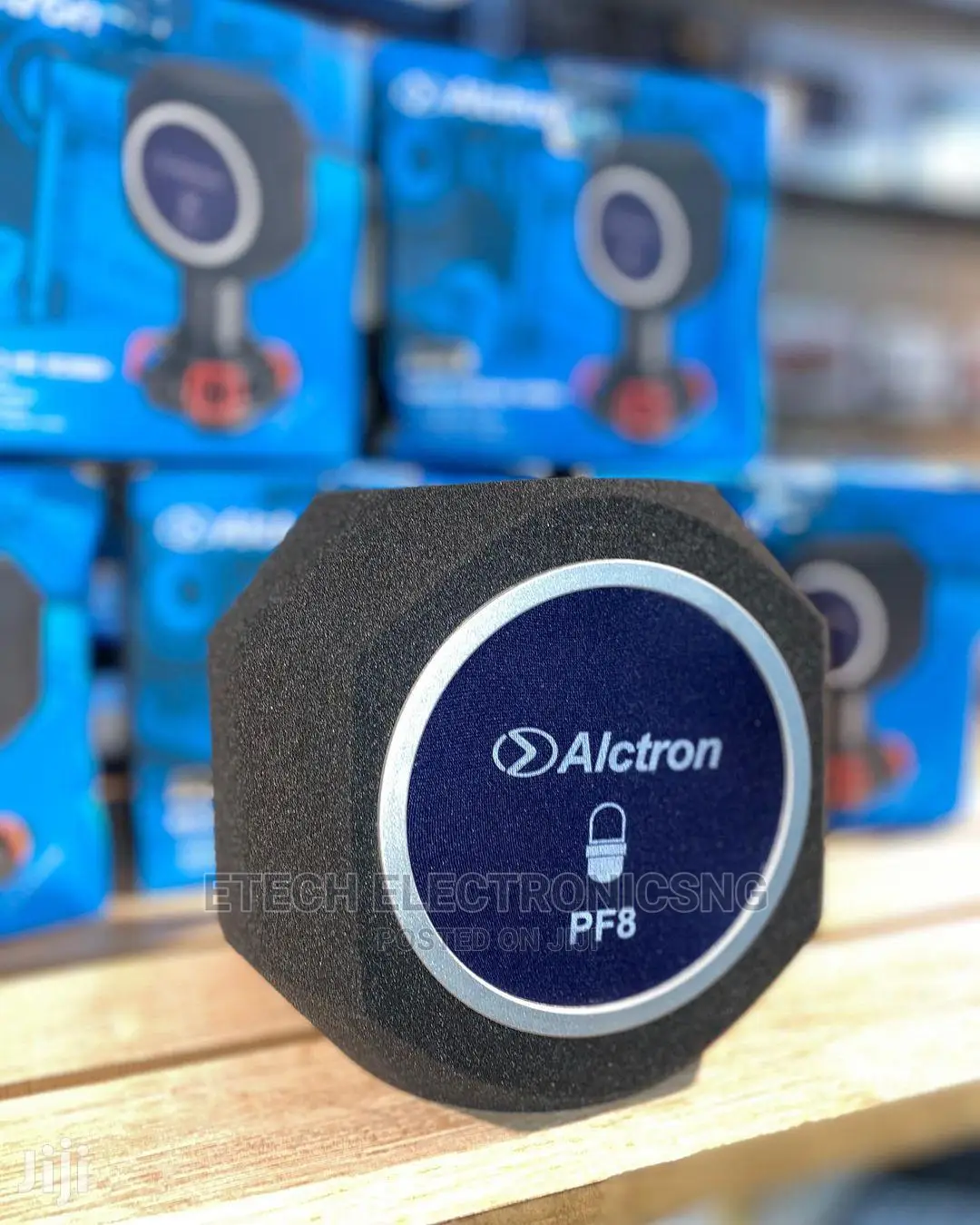 Alctron Studio Isolation Screen Pf8