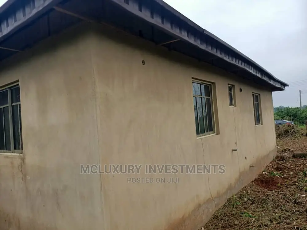 3bdrm Bungalow in Prime., Obafemi-Owode for sale