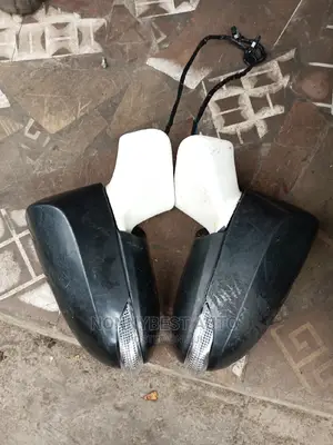 Toyota Venza Side Mirror