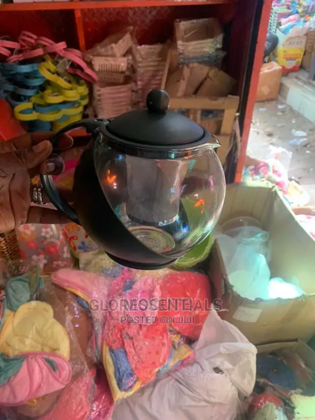 Tea Pot With Sieve