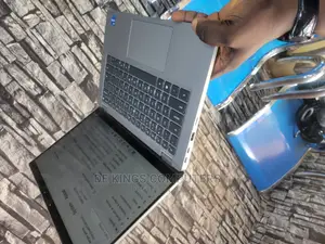 Laptop Dell Latitude 5320 8GB Intel Core I5 SSD 256GB