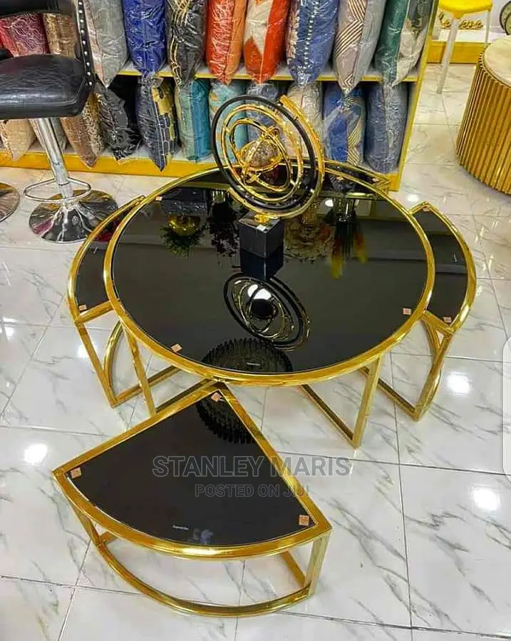 Gold Extendable Centre Table