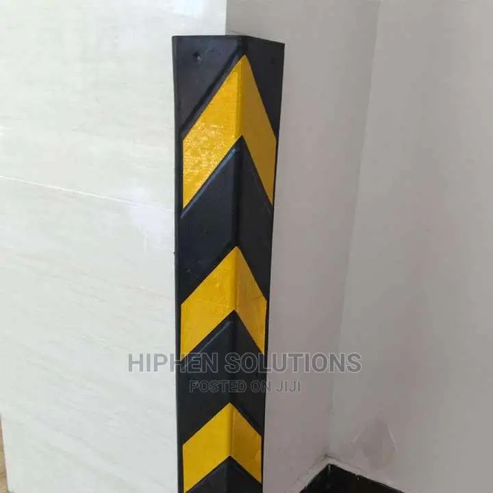 Bright Visibility Rubber Wall Protector