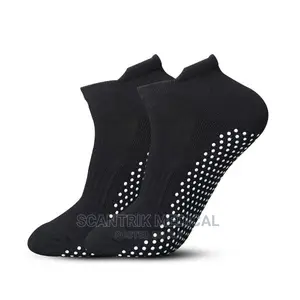 Portable Yoga Socks - Grippy Non Slip Sticky Full-Toe Grip