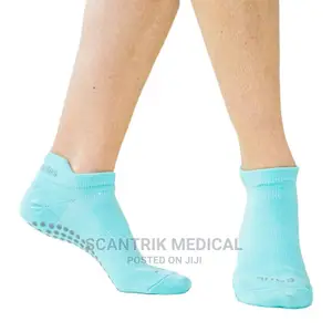 High Quality Medical Socks Slippers Yoga Socks