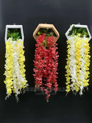 Wall Hanging Flowers 
