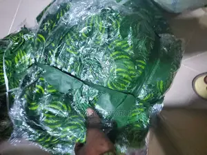 Pack of Dropping Gallant Flowers 