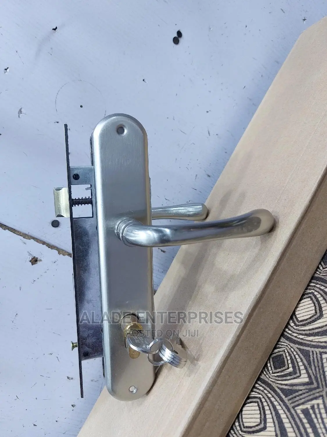 Complete Lock Simple Design Quality Engine
