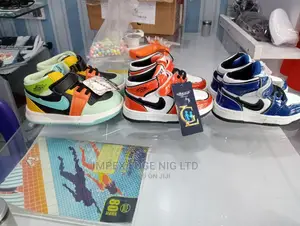 Children Shoes , Babies Quality Sneakers