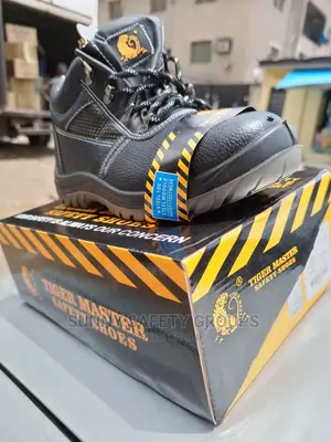 Tiger Master Safety Boot – Men’S Industrial Safety Shoe