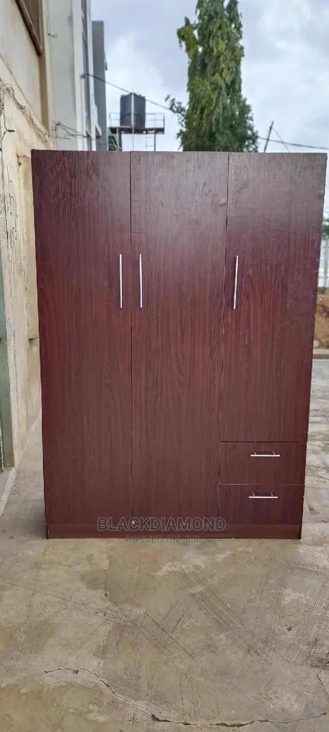 Standard 3 Door's Wardrobe