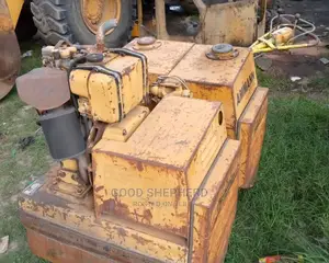 Roller Compacting Machine for Hire at 