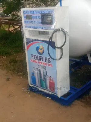 Gas Tanks With Dispensers