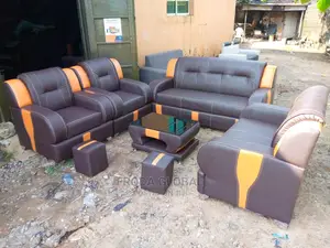 Set of 7 Seaters Sofa Chairs With Table. Leather Couch. Lij08