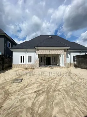 Furnished 5bdrm Bungalow in Rumuewhara Estate, Port-Harcourt for sale
