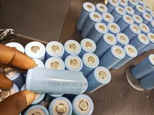 32700 Lifepo4 Cell 6000mah 3.2V Lifepo4 Rechargeable Battery