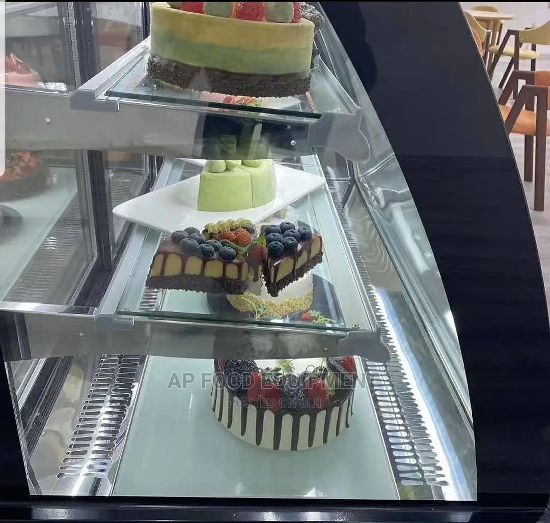 Cake Display Chiller 3ft.Pay on Delivery Acceptable.