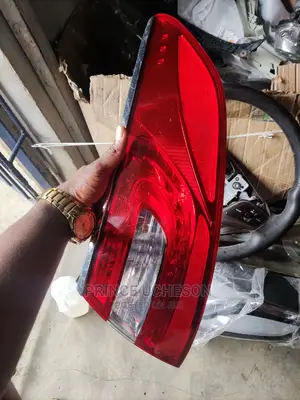 Hyundai Azera 2013 Back Lights