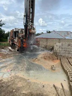 Easy and Fast Borehole