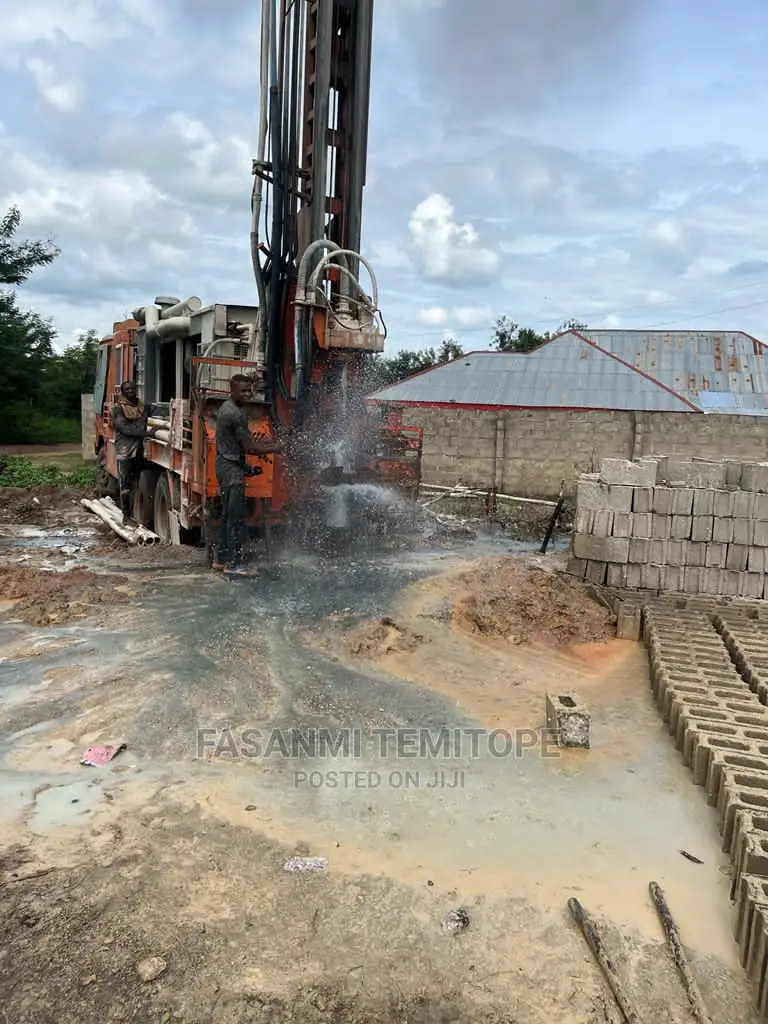 Easy and Fast Borehole