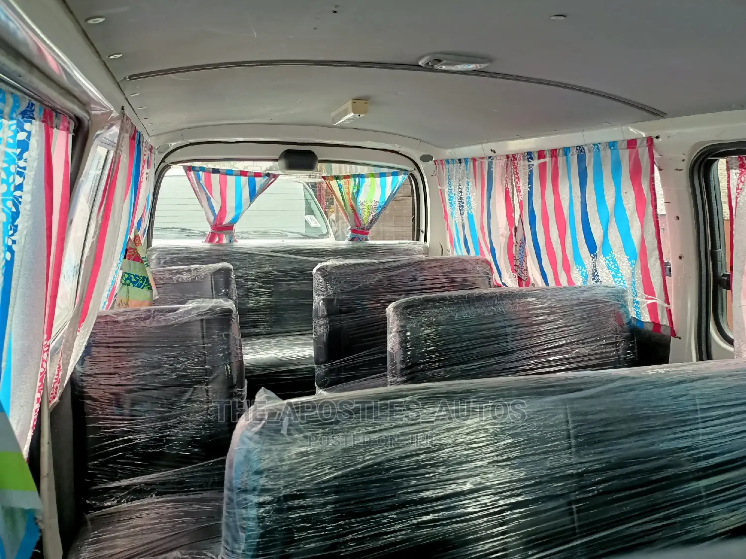 Toyota HiAce 2003 White