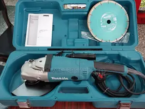 Makita Ga9020kd 9”/230mm Angle Grinder With Diamond Blade