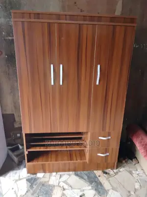 Wardrobe 4 by 6