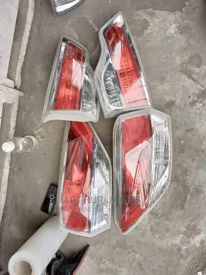 Back Right Toyota Highlander 2015