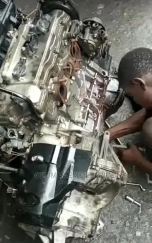 Engine for Sienna Lexus and Highlander. 2005 (3mz)