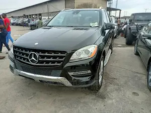 Mercedes-Benz M Class 2014 Black
