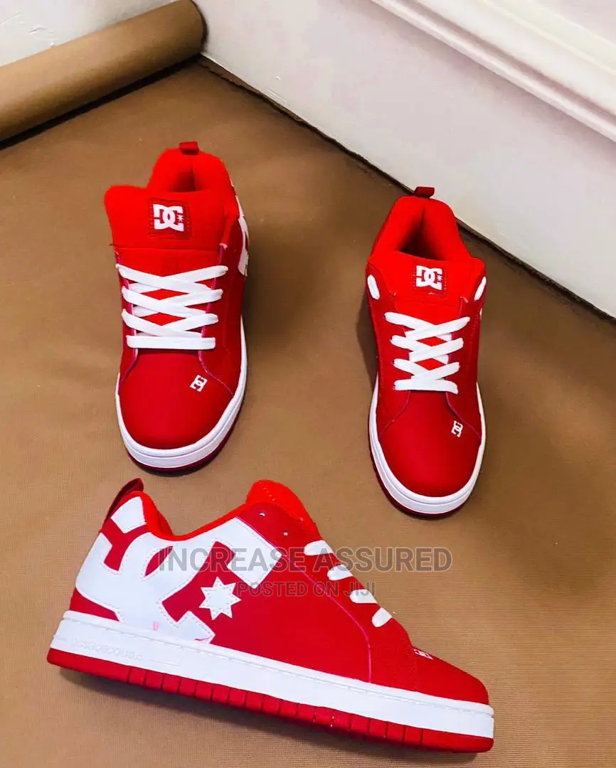 High Quality Sneakers
