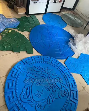 Compass Varsace Border