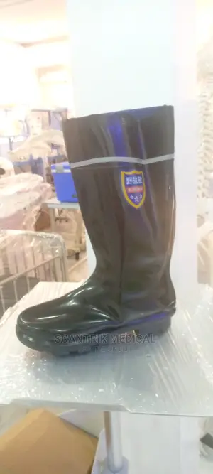 High Quality Safety Boots for Medical and Chemical