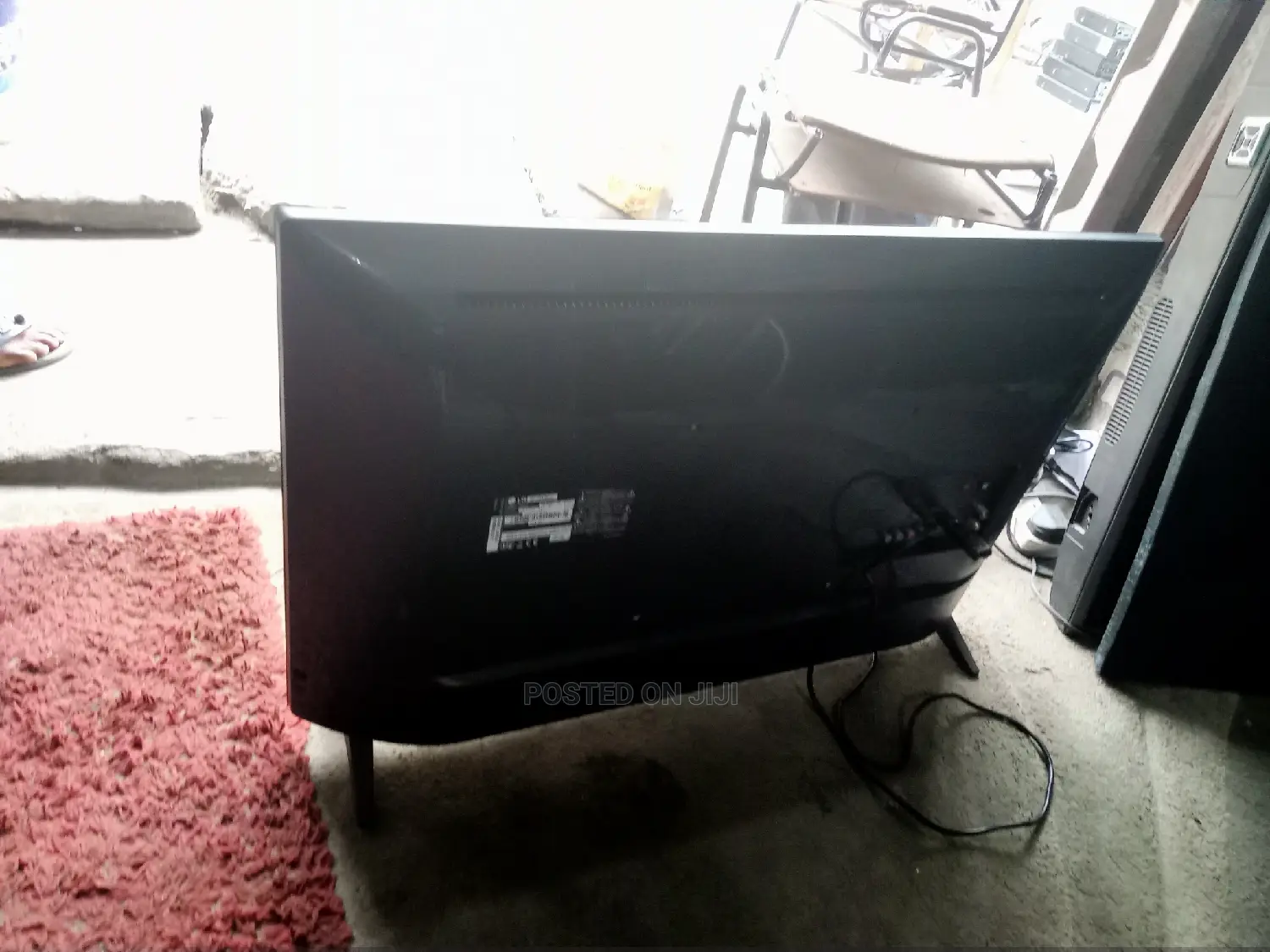 32 Inches LG LED TV