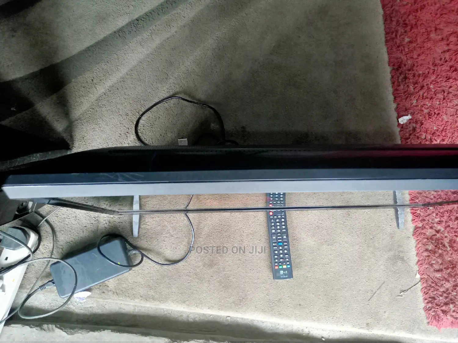32 Inches LG LED TV