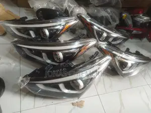 Head Light Hyundai Santafe 2017 Set