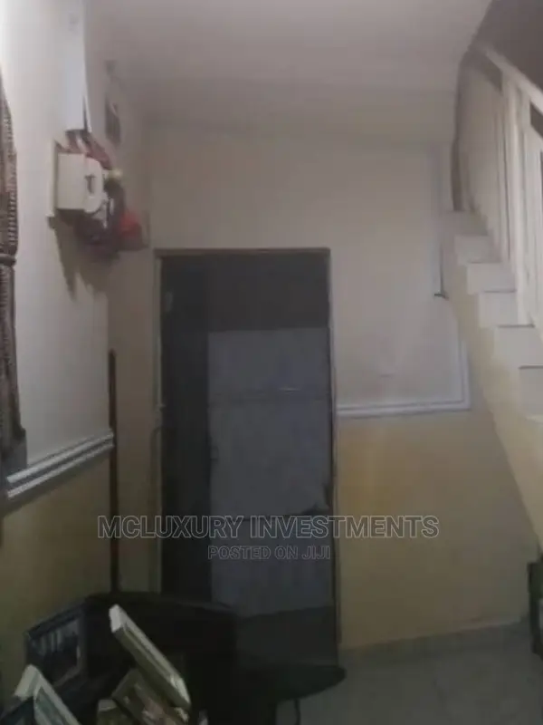 Furnished 3bdrm Duplex in Karmo, Garki 1 for sale