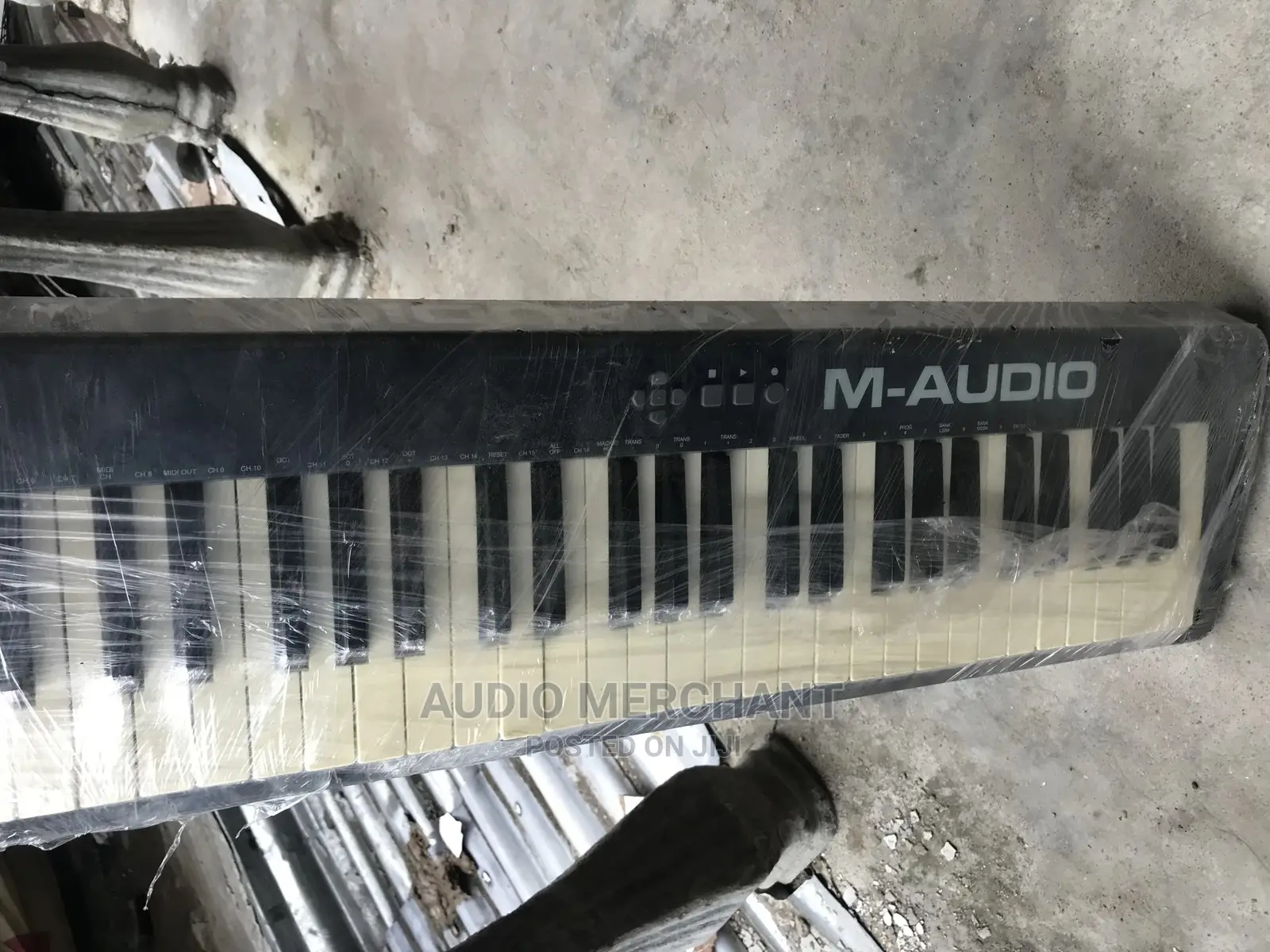 Maudio Keystation 61 Midi Controller Keyboard
