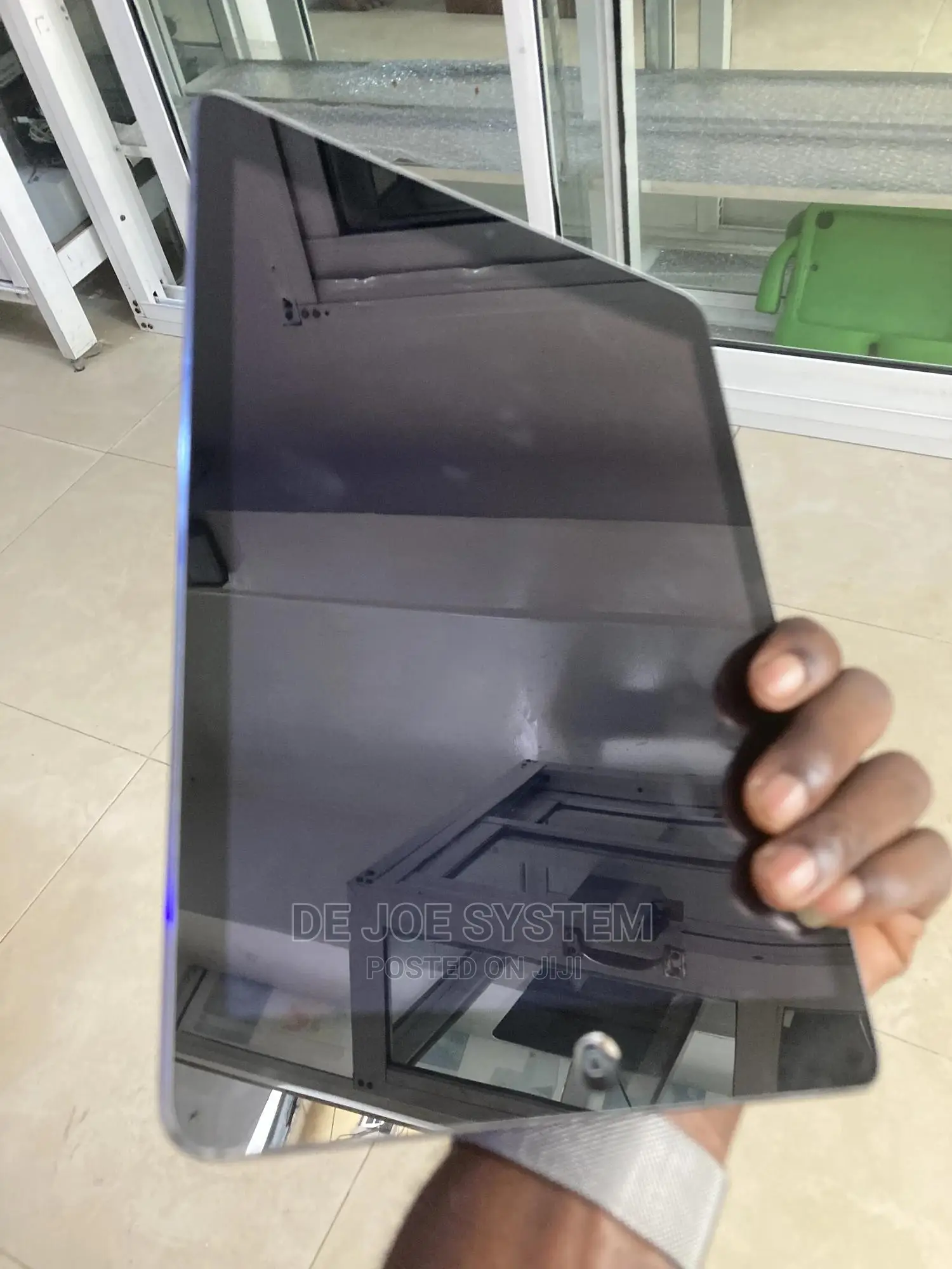 Apple iPad Air 32 GB Gray