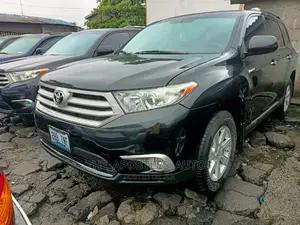 Toyota Highlander 2013 Black