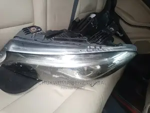 Head Lamp a Class 2021 Model