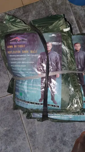 Polyester Gown Rain Coat