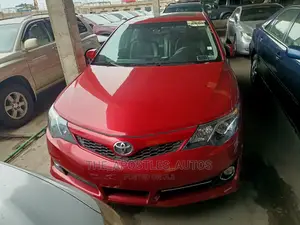 Toyota Camry 2013 Red