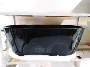 Black Luxury Bath Tub Available