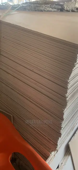 Gypsum Plaster Board, Available in All Sizes