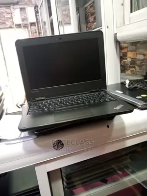 Laptop Lenovo Yoga 11e 4GB AMD HDD 500GB