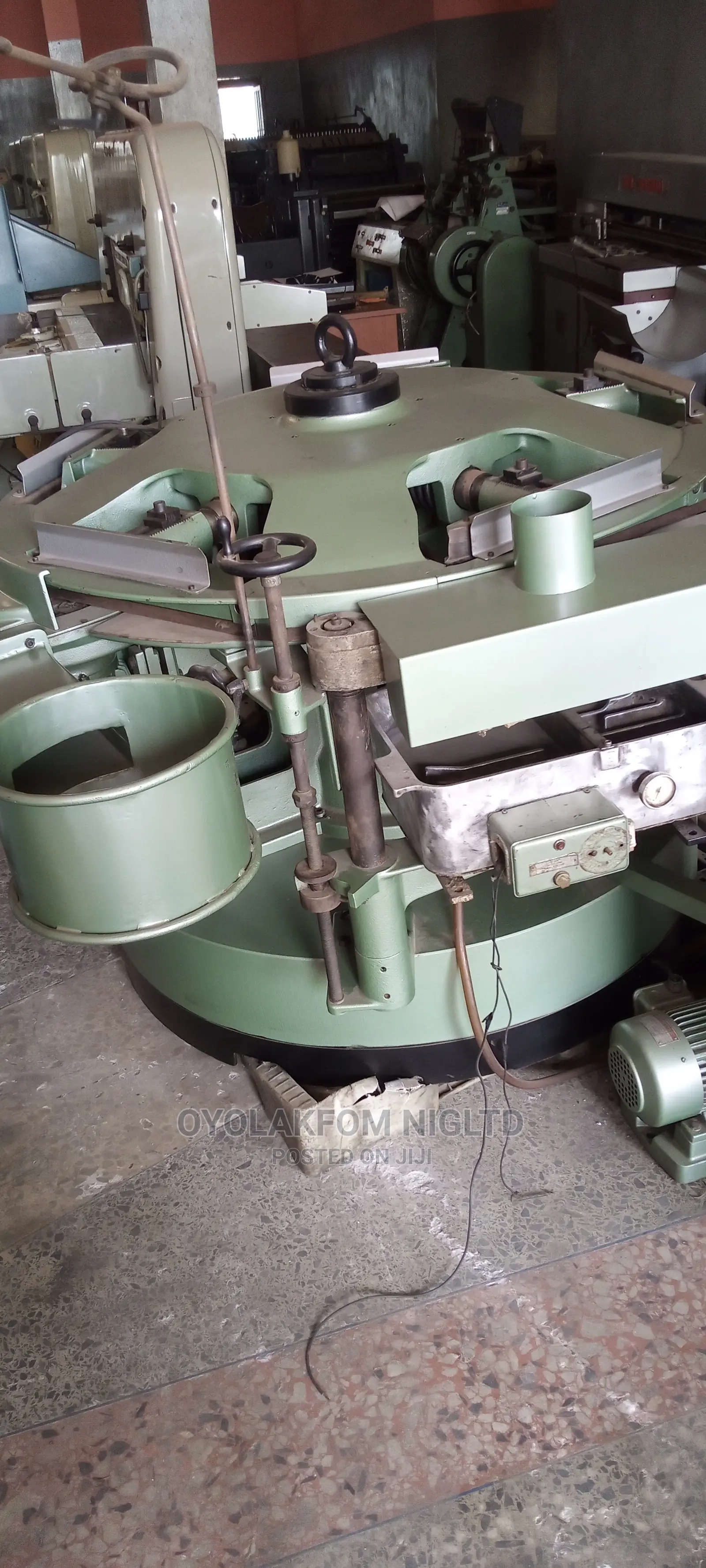 Martini Binding Machine