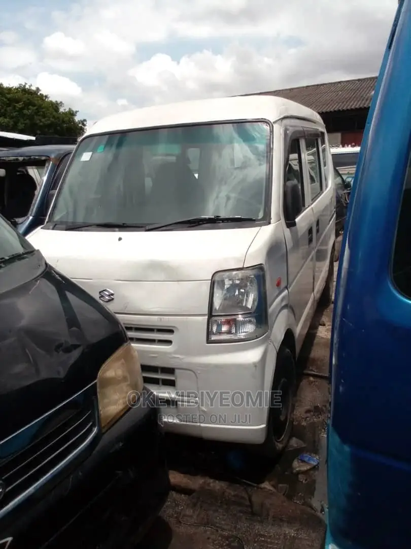 Daihatsu Hijet 2010 Silver